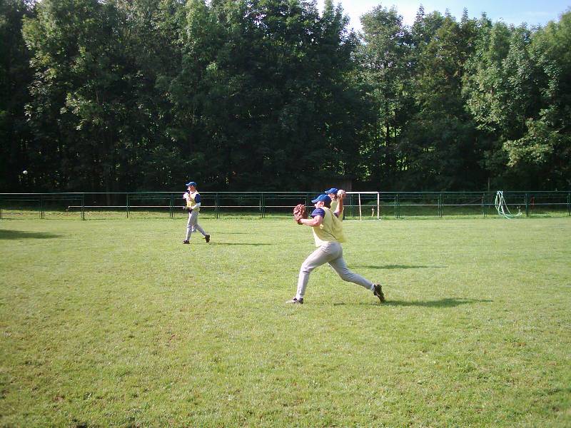 Softballov soustedn v Lun u Vsetna v roce 2005.